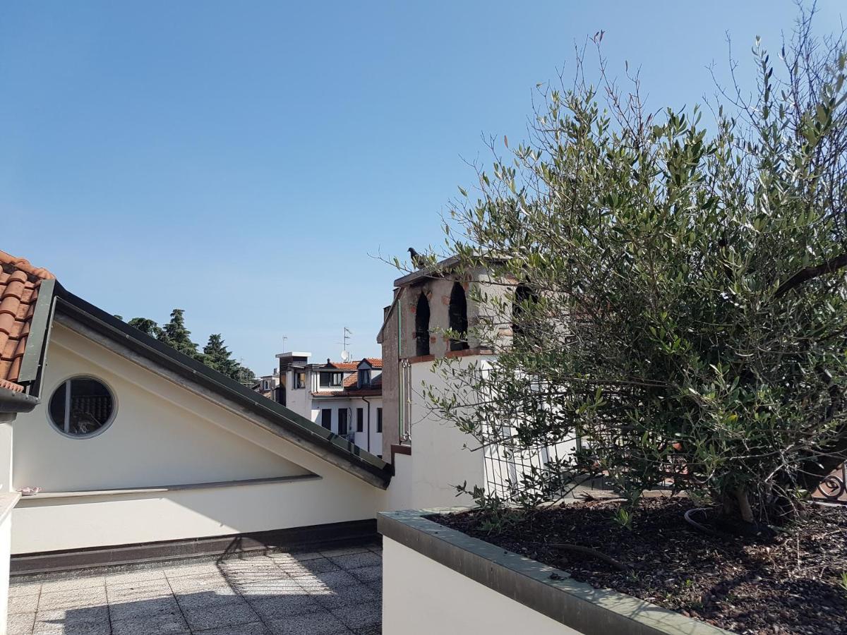 מלון מונצה La Beola E Il Noce מראה חיצוני תמונה